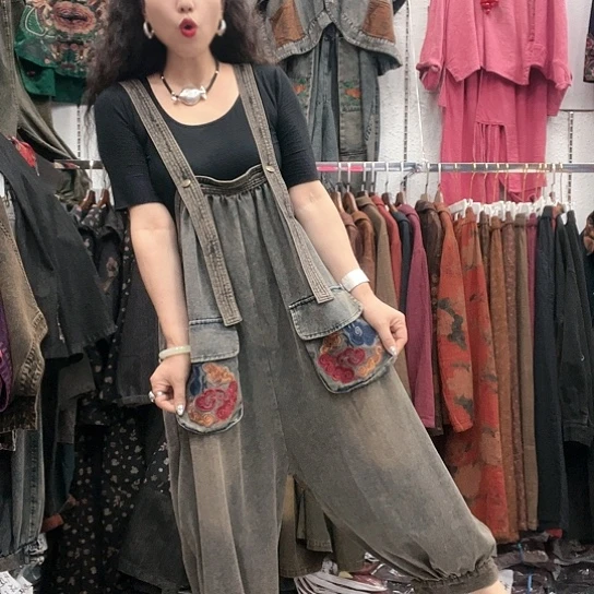 织绣招财猫牛仔背带裤两面穿