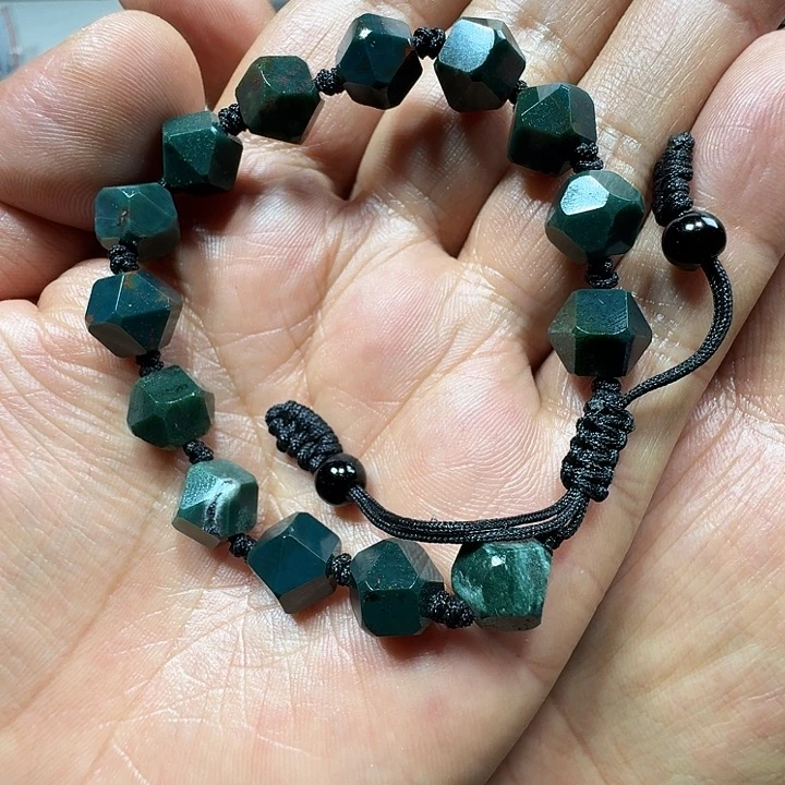 无非金属鸡肝手链