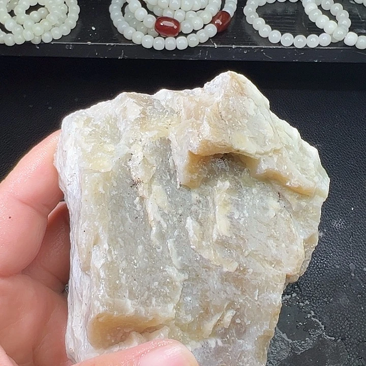 和田玉（糖玉）未镶嵌车挂