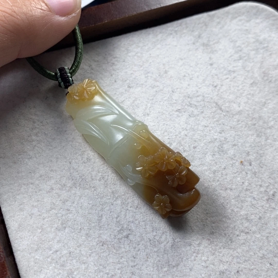 和田玉未镶嵌颈饰36