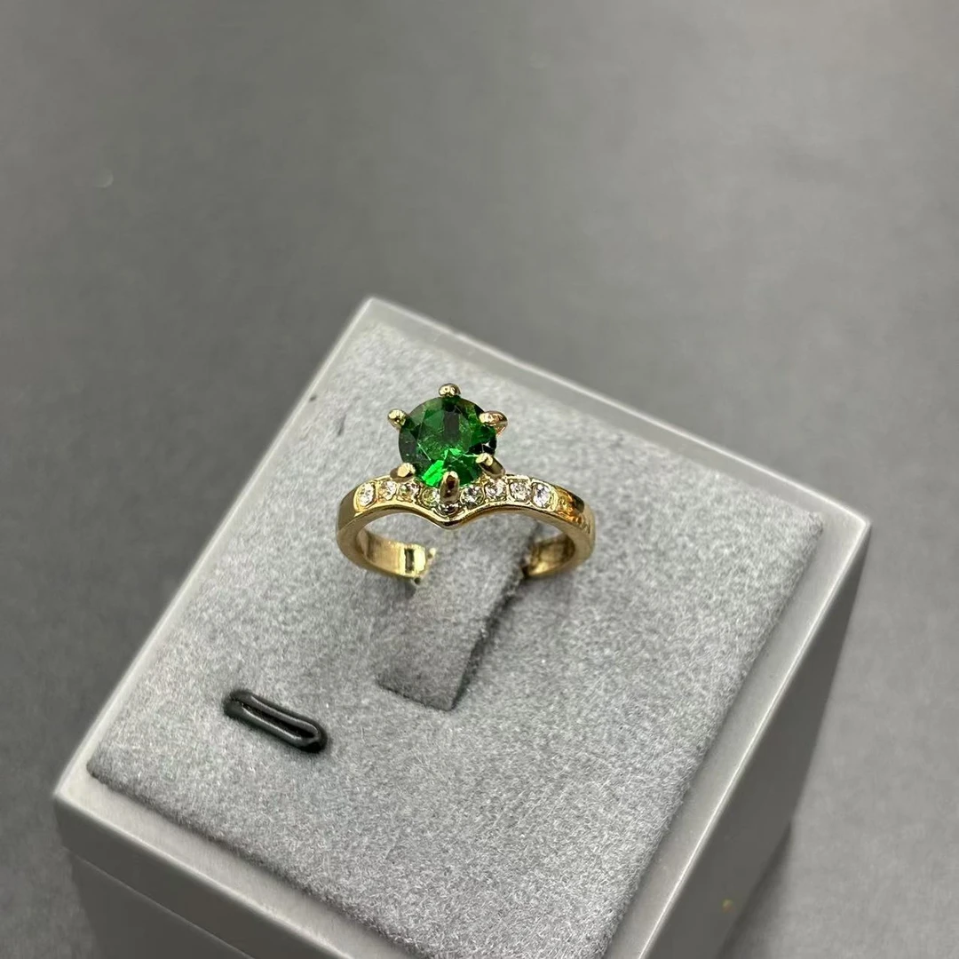 【符老板】a476-豪华设计款精选级六爪戒指-赠礼盒