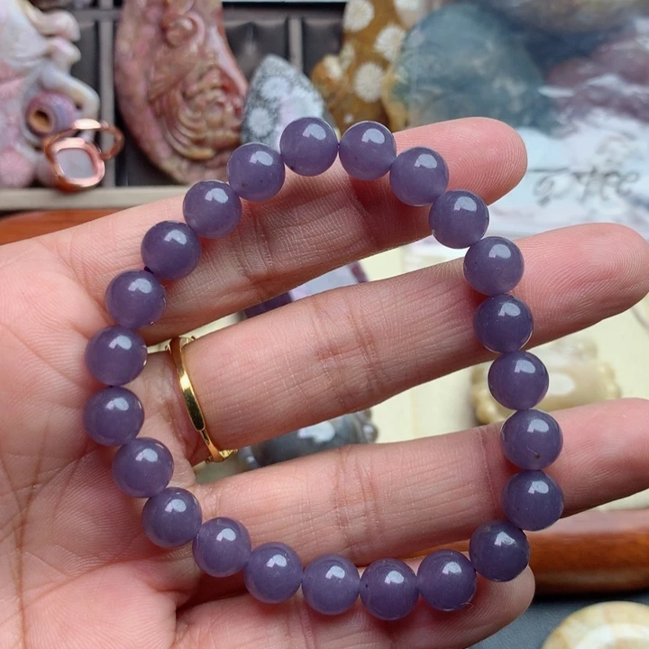 硅化珊瑚（珊瑚玉）颈饰未镶嵌