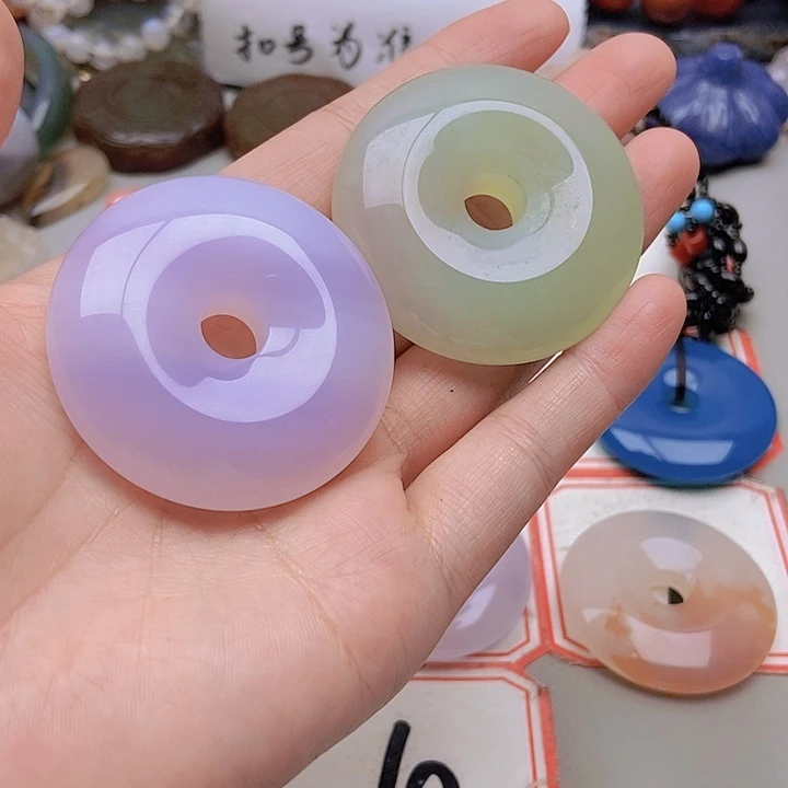 【闪购商品】未镶嵌玛瑙/玉髓珠宝半成品江**色