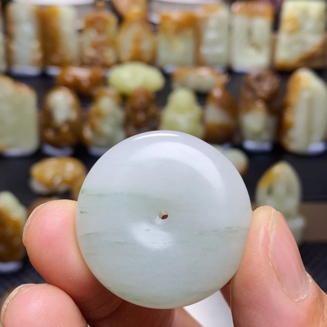 和田玉未镶嵌吊坠(不含链)