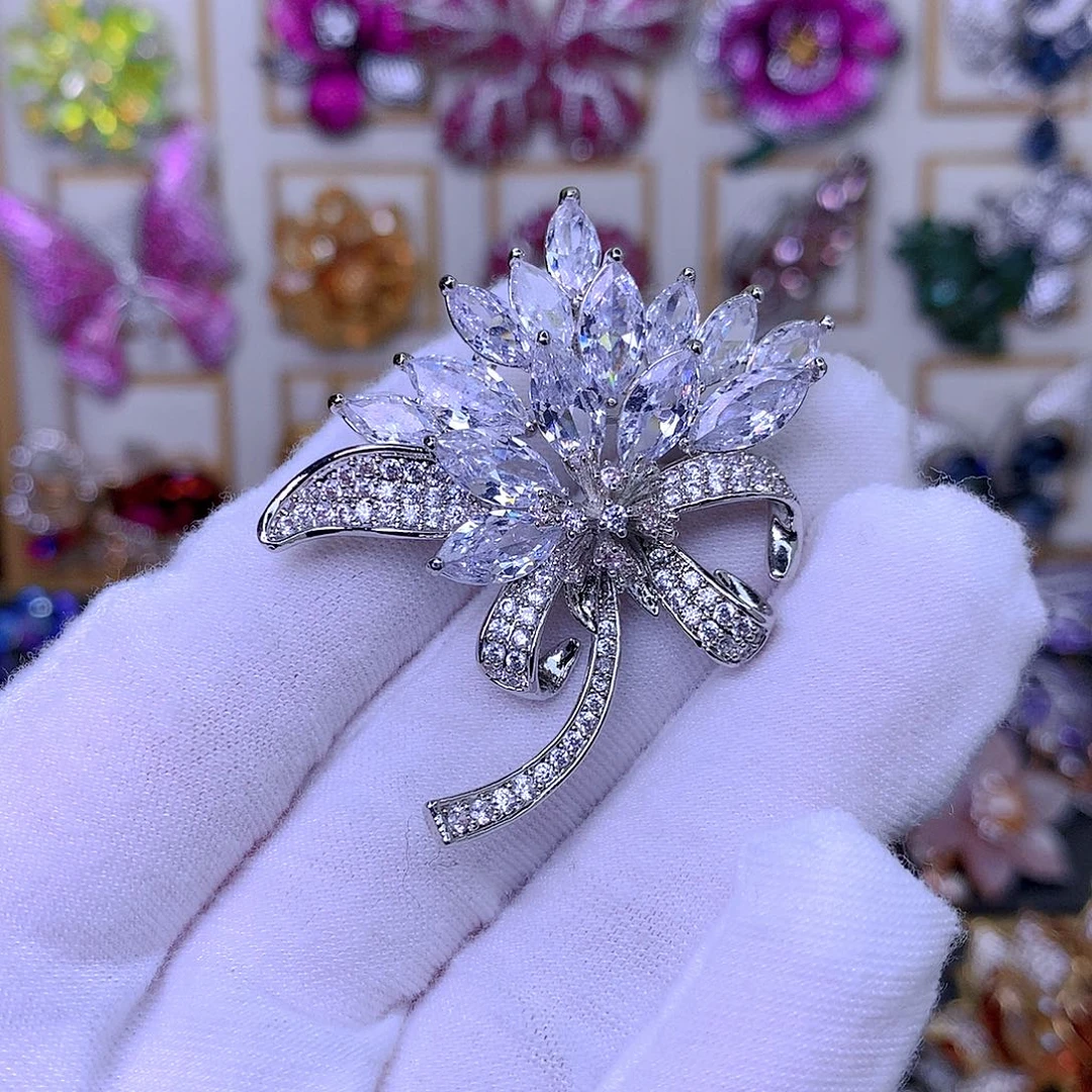 合成立方氧化锆铜胸针胸花