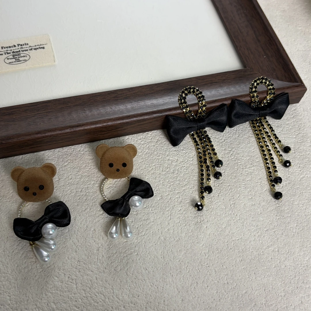 铜合金锆石耳饰 时尚小熊蝴蝶结水流苏耳环女轻奢气质高级感潮流