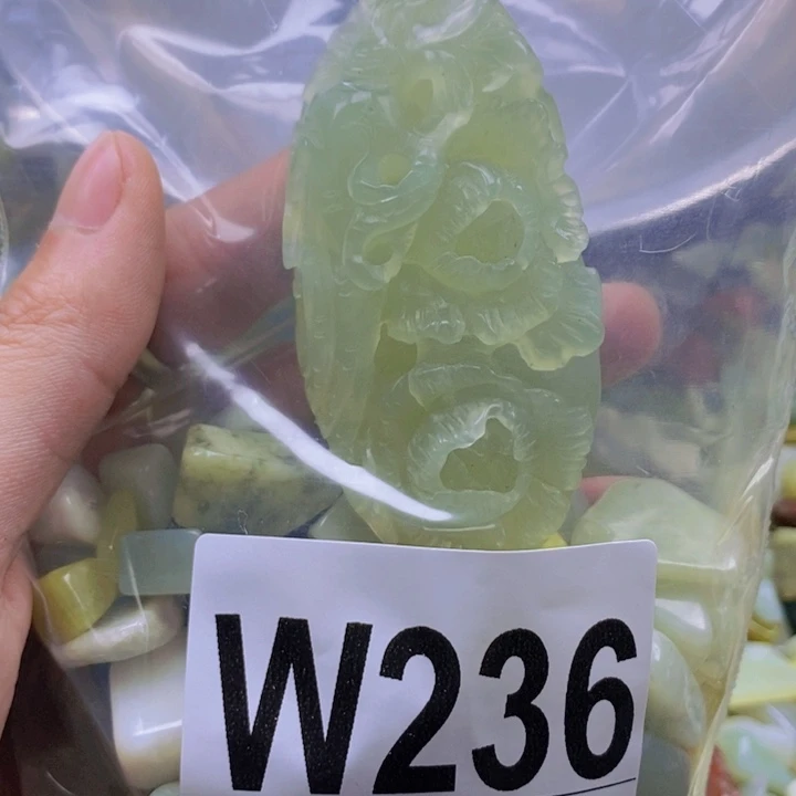 未镶嵌岫玉鱼缸石