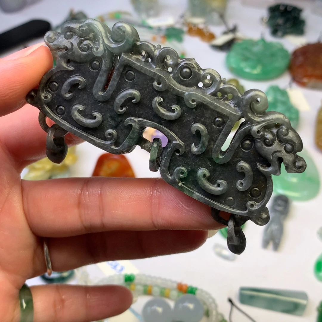 定制翡翠未镶嵌翡翠