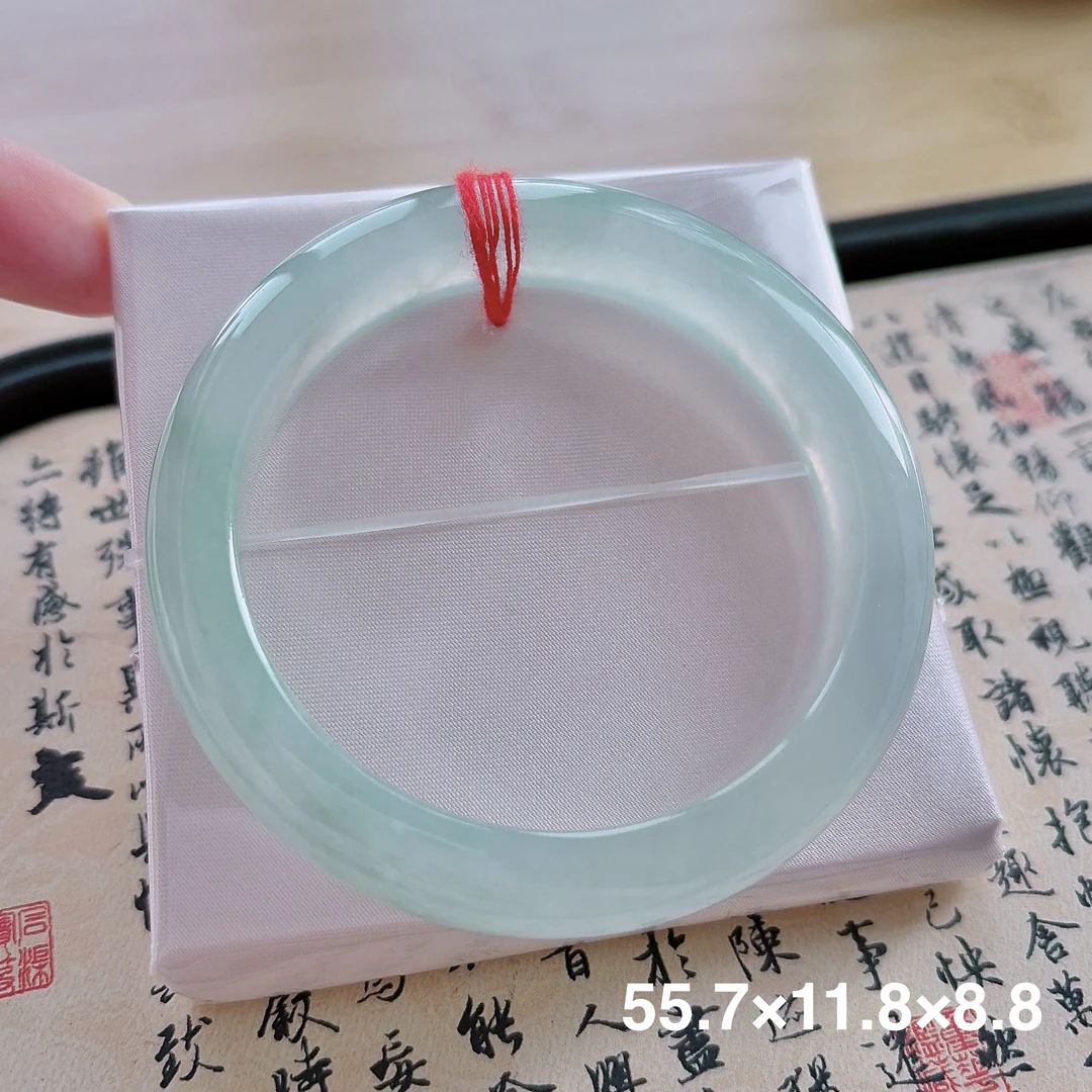 缅甸天然A货翡翠55-56圈口冰种起光飘绿花水润正圈手镯女款006