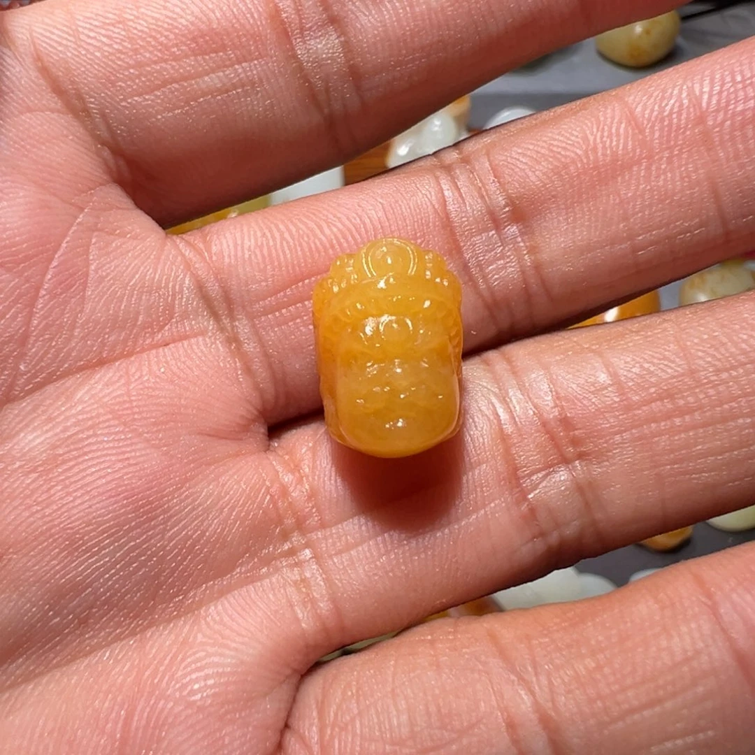 和田玉未镶嵌挂件你****猜