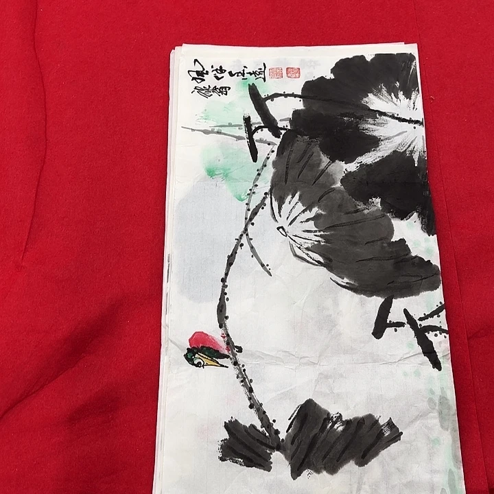 国画花鸟等图案和造型都非常精致