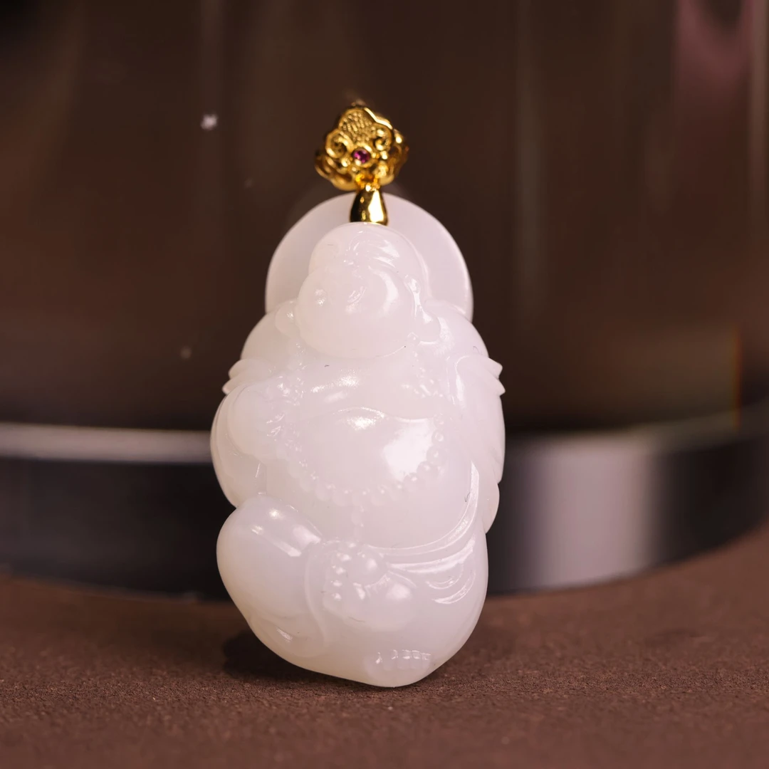 【新疆马爷珠宝】羊脂白玉佛公吊坠  45.7*22.5*12.5*16.5g