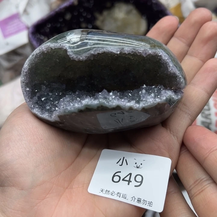 未镶嵌水晶大型摆件（非配饰）