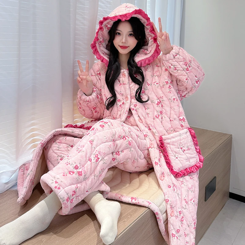 2024新款三层夹棉女士家居服套装秋冬季舒适柔软雪花绒保暖睡袍女
