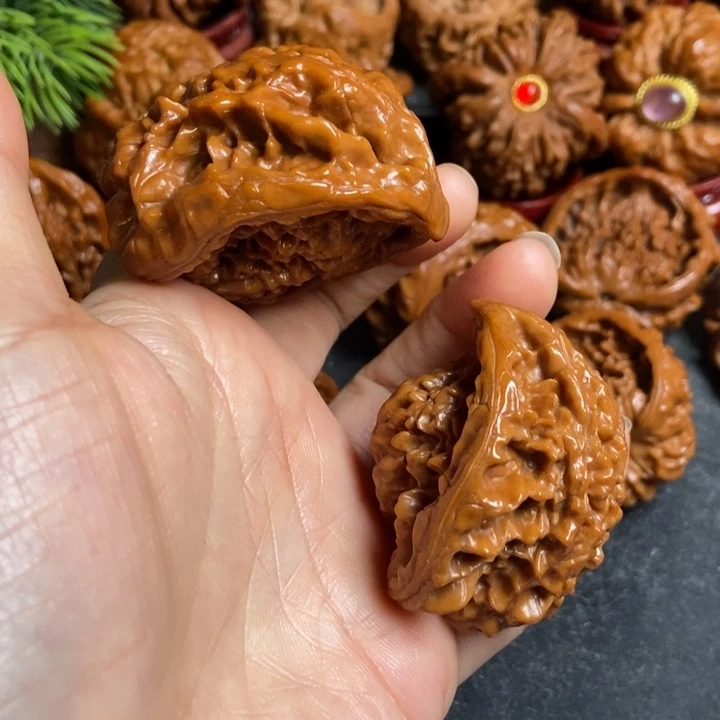 文玩核桃把件蛇381