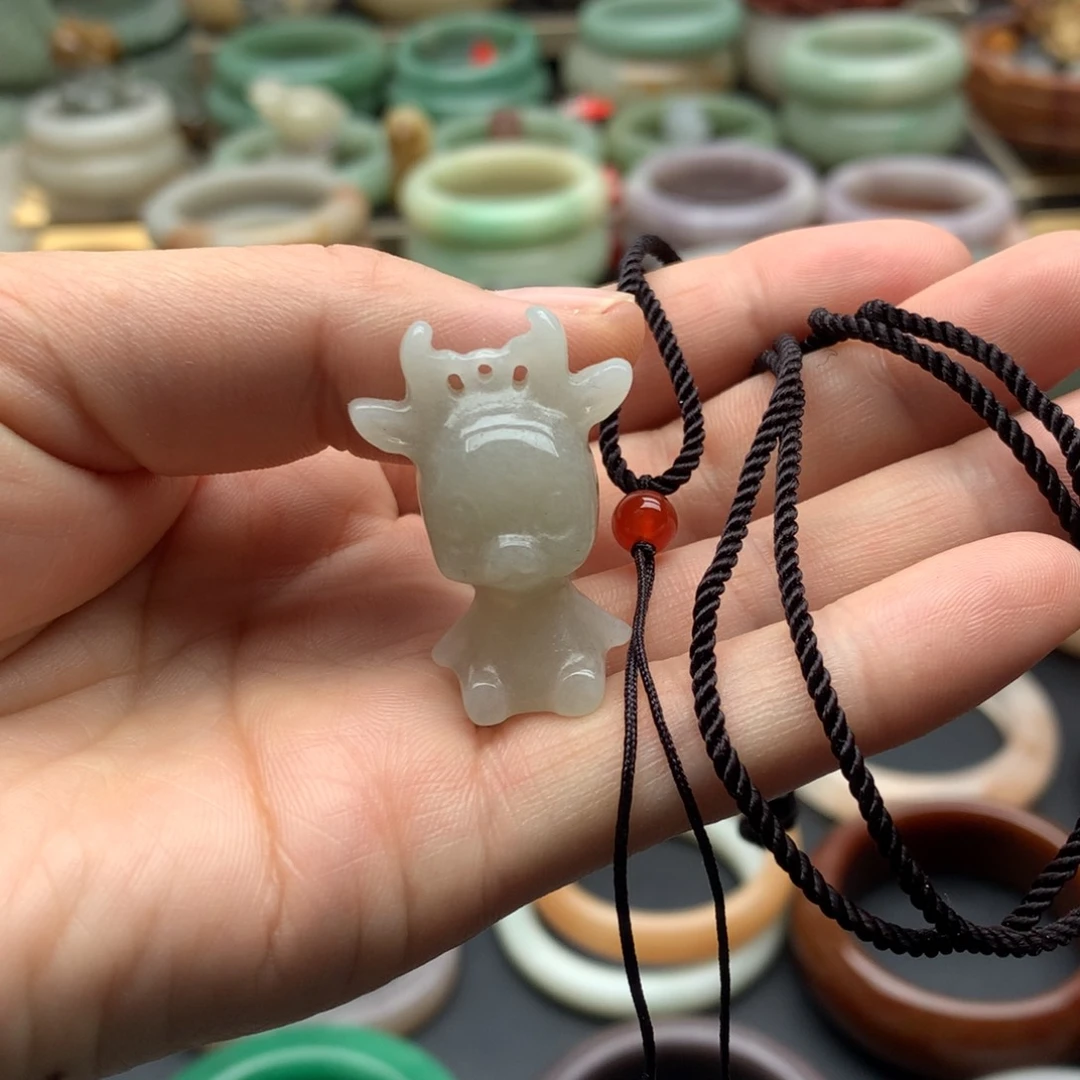 石英岩玉手镯未镶嵌