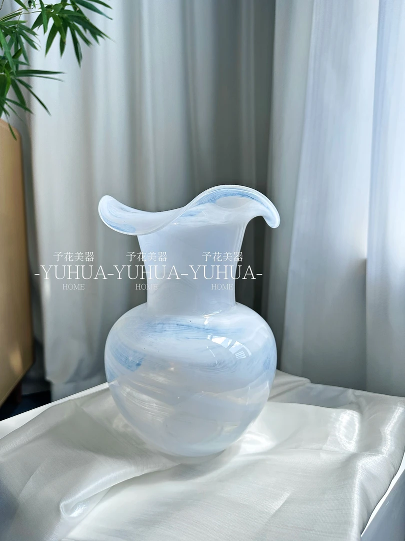 予花白色宋代美学玻璃琉璃高级感小众花瓶复古家居客餐厅轻奢摆件