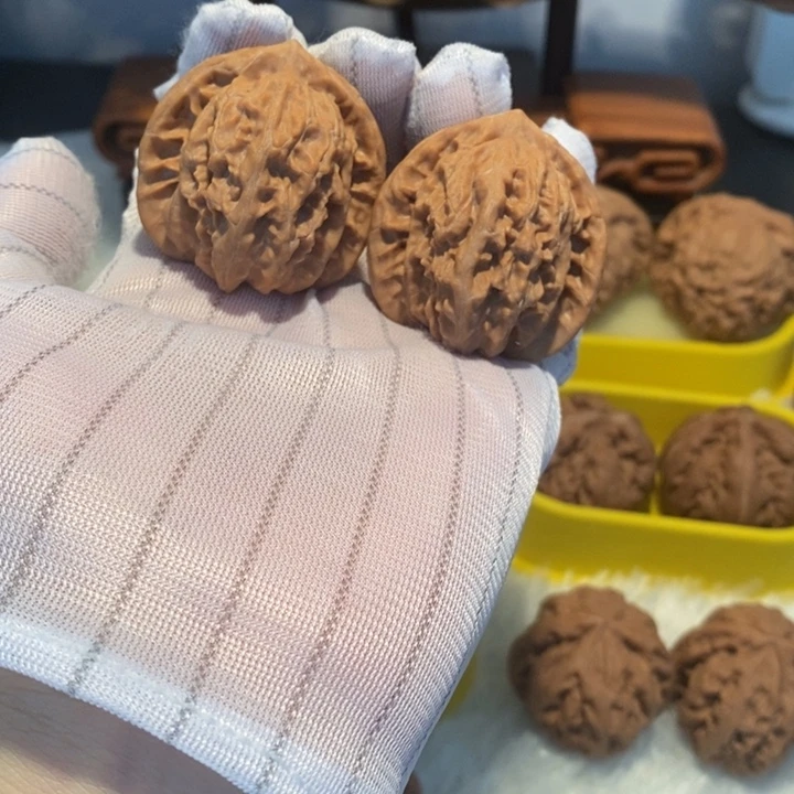 奶***糖吊坠桃核40尺寸老款虎头