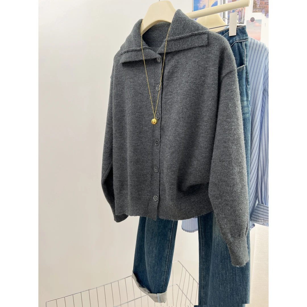 灰色翻领针织开衫外套女秋冬加厚高级感高领毛衣软糯宽松短款上衣