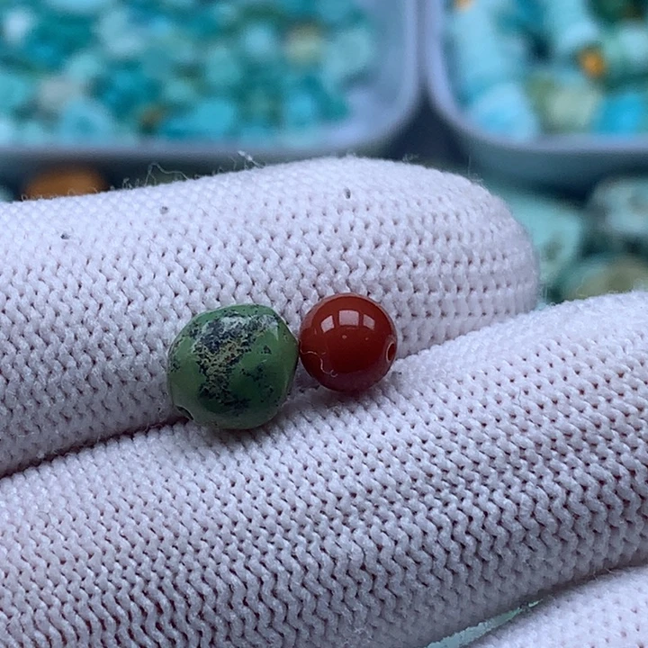 南红玛瑙未镶嵌珠宝奇石