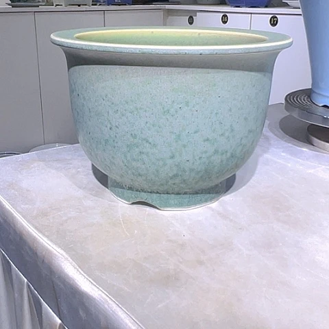 你***ღ陶瓷制品绿釉雅光陶瓷花器微瑕