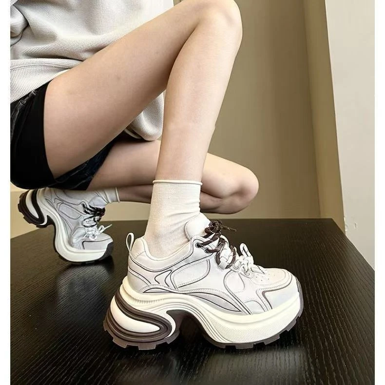 C1604 米白  新款时尚运动圆头休闲女士老爹鞋