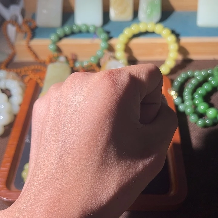 赐***鱼和田玉（糖玉）未镶嵌笔搁
