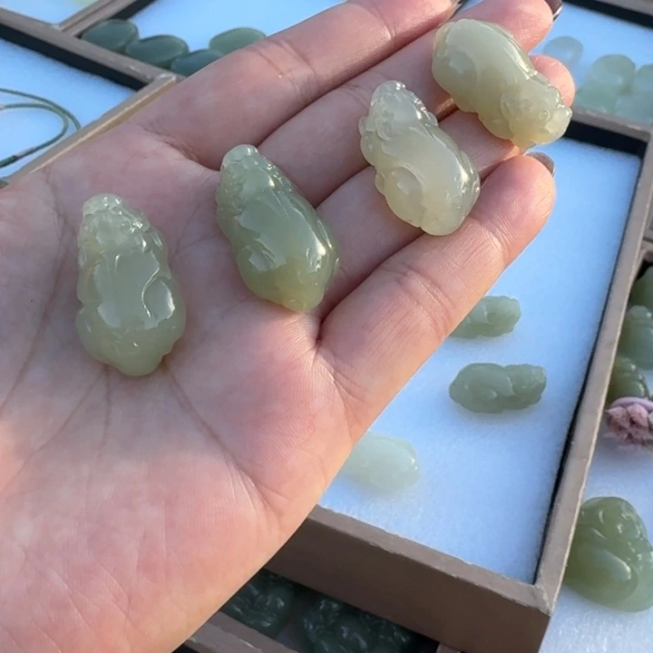 和田玉未镶嵌颈饰多样性发货拍一发一菲