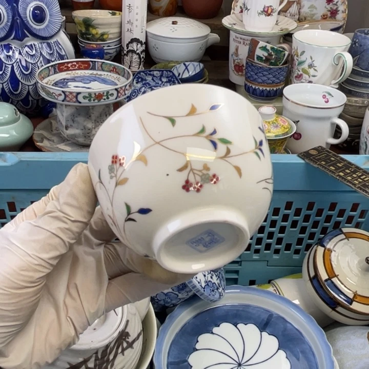 他家瓷器真美…开播了