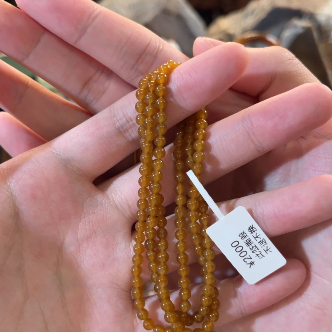 未镶嵌手链和田玉（糖玉）金山全糖4mm小米珠