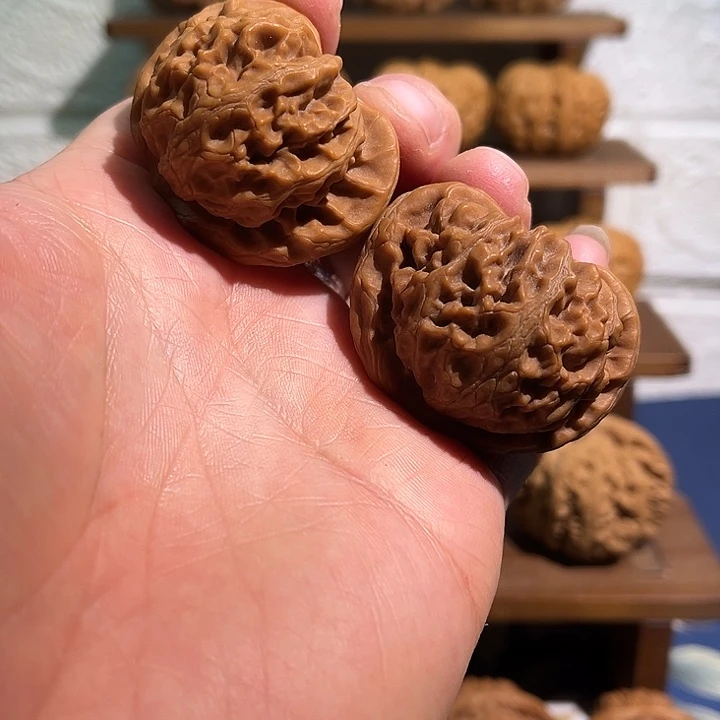 文玩核桃吊坠全品宫灯