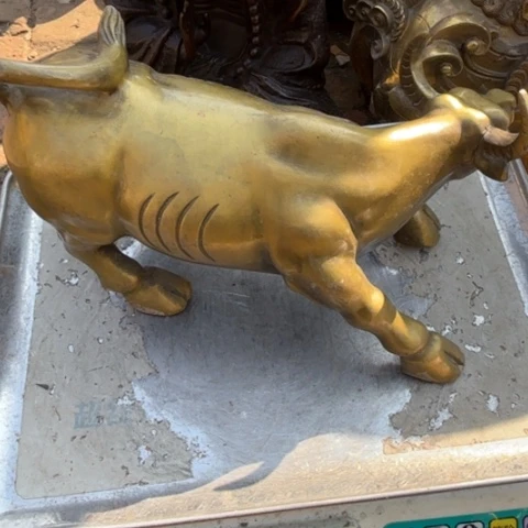 黄***五黄铜铜器理性消费