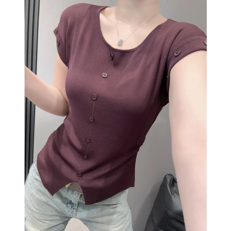 设计感纽扣冰丝针织衫短袖女欧货洋气百搭紧身独特别致开叉上衣夏