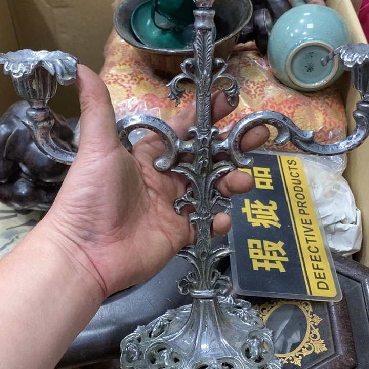 中古品有微瑕，谨慎入手
