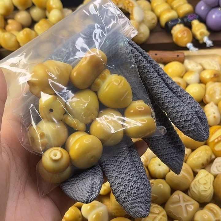 喂***客菩提根/象牙果吊坠瑕疵