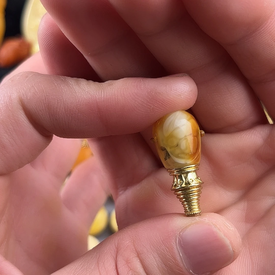 蜜蜡合金珠宝奇石