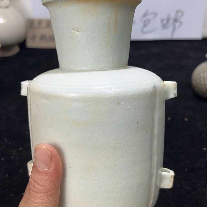 其他陶青白瓷穿戴瓶