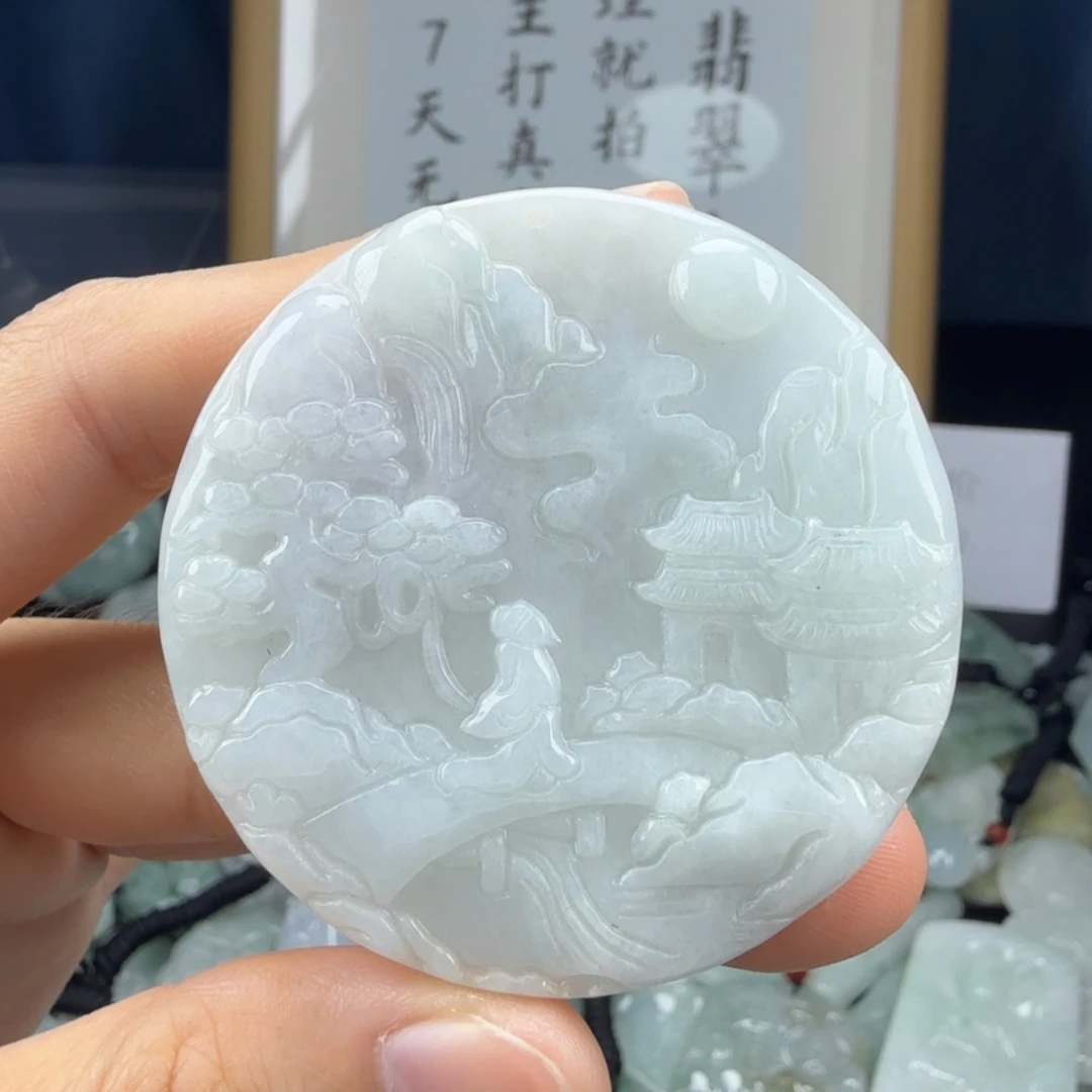 翡翠未镶嵌颈饰翡翠