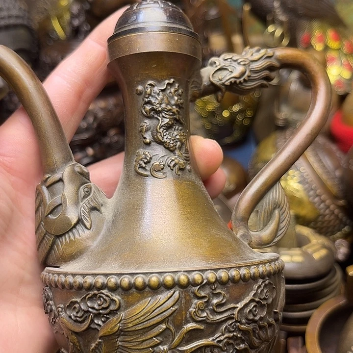 精美铜器批发档口