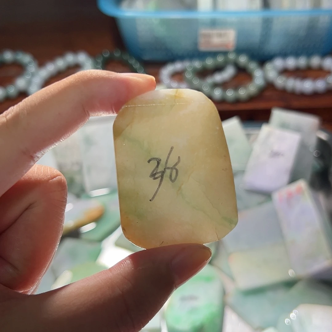 翡翠散珠翡翠原石