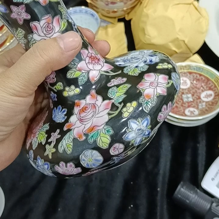 大***眼陶瓷景德镇瓶子一对