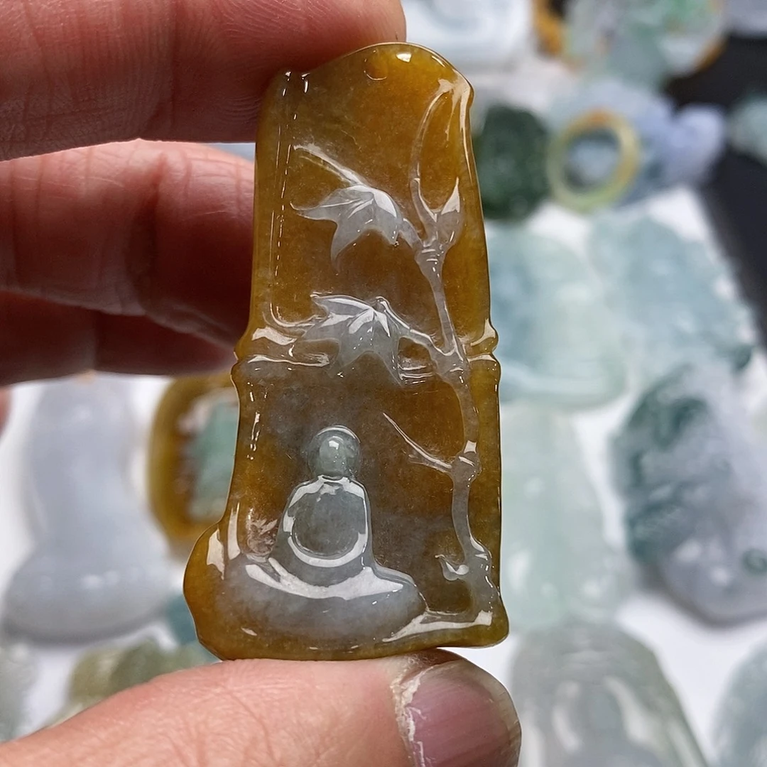 翡翠未镶嵌颈饰竹节悟道