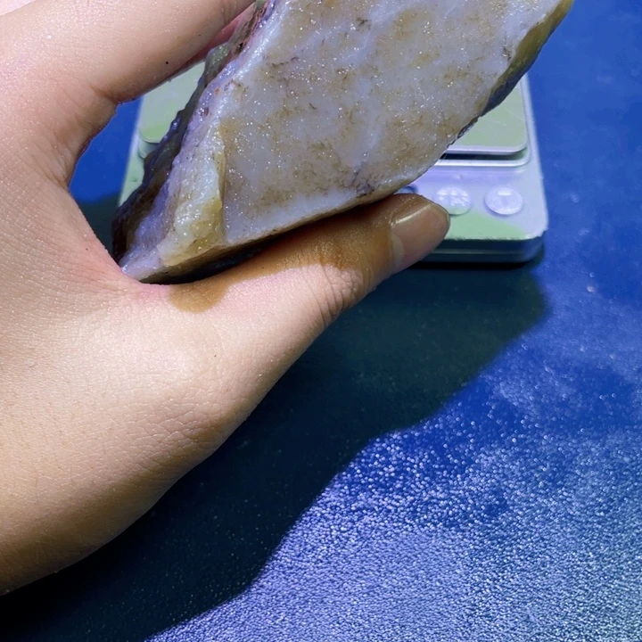 未镶嵌和田玉珠宝半成品