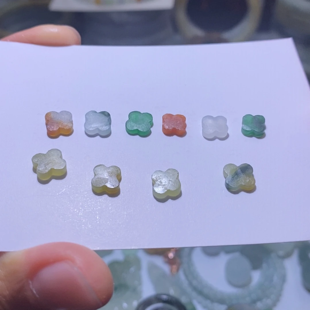 未镶嵌定制翡翠毛货