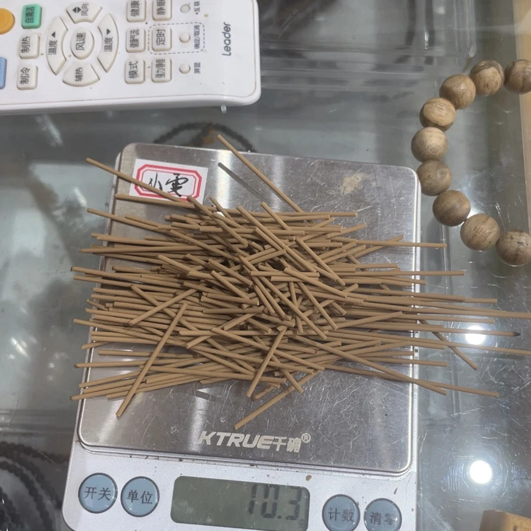 香榧木B****o海南大山匠心线香10g碎（不建议拍