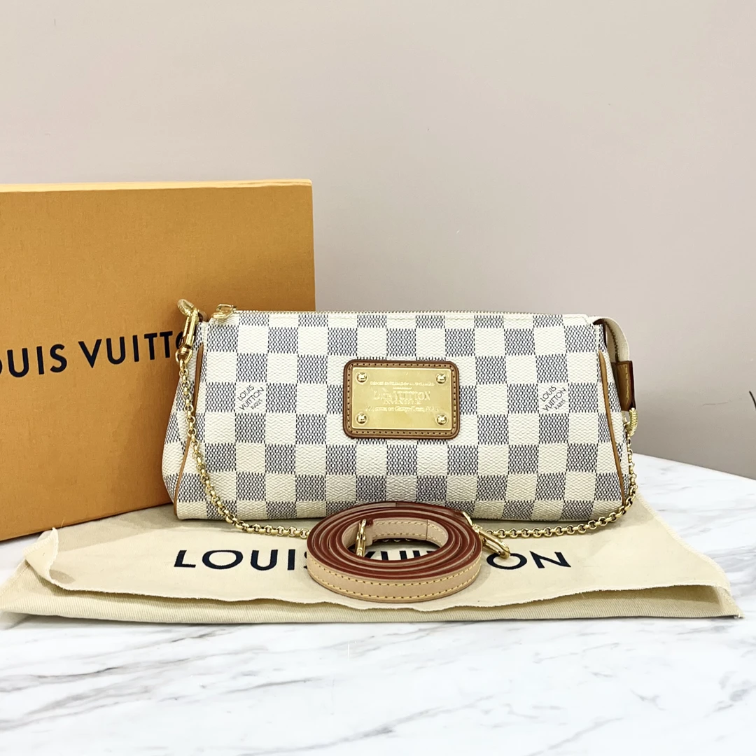 99新 LouisVuitton/路易威登 98新白棋盘格eva单肩斜挎包 约25*12