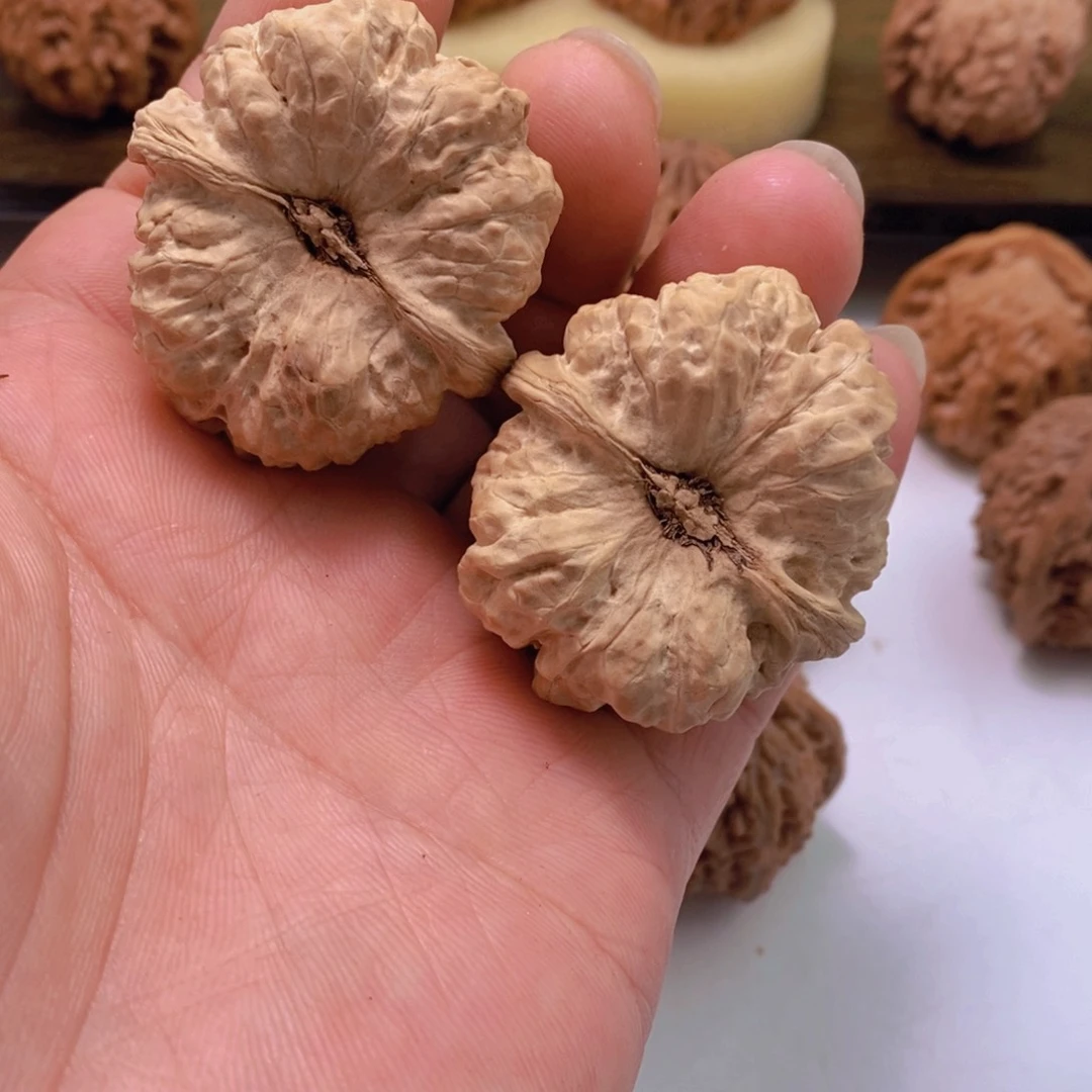 文玩核桃把件呀**咋