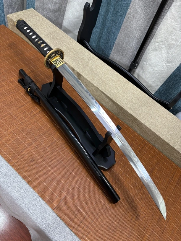 龙泉刀剑（中款打刀小乌丸T10覆土烧）未开刃
