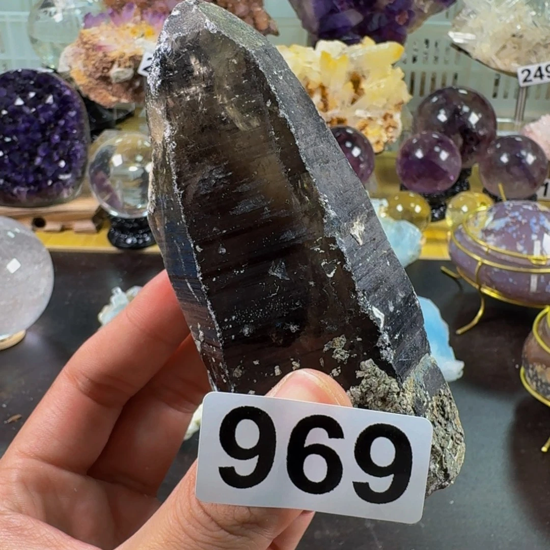 未镶嵌水晶珠宝半成品