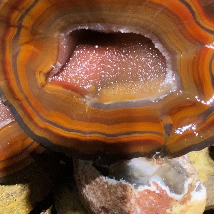 峰***转定制玛瑙地哦小心翼翼